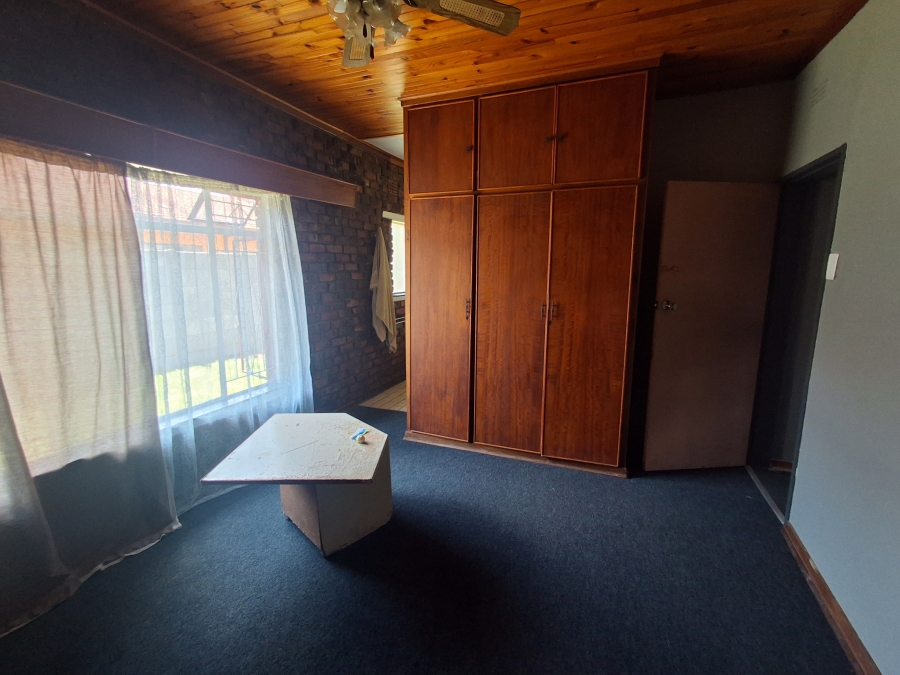 4 Bedroom Property for Sale in Riebeeckstad Free State